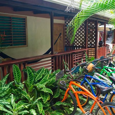 Hostal Cecilia Puerto Viejo de Talamanca Экстерьер фото