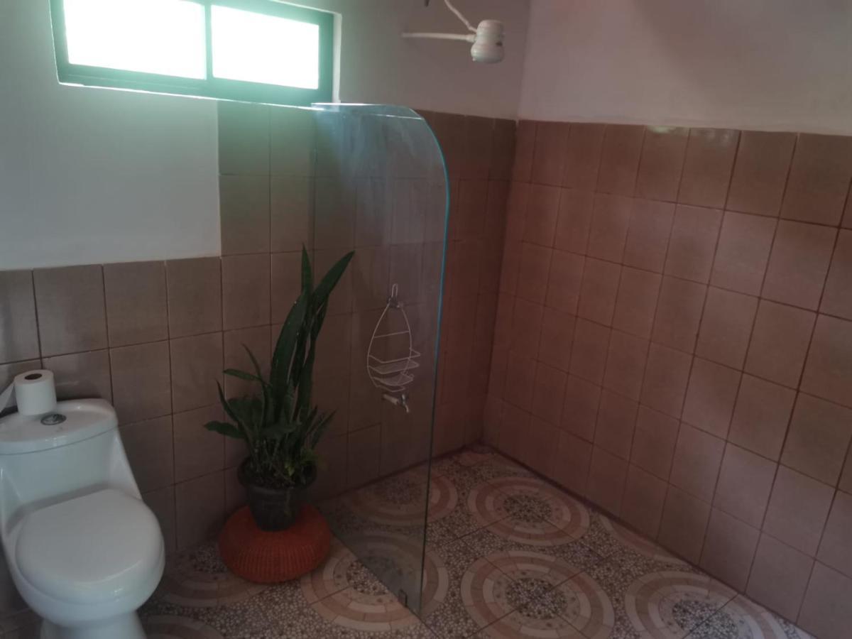 Hostal Cecilia Puerto Viejo de Talamanca Экстерьер фото