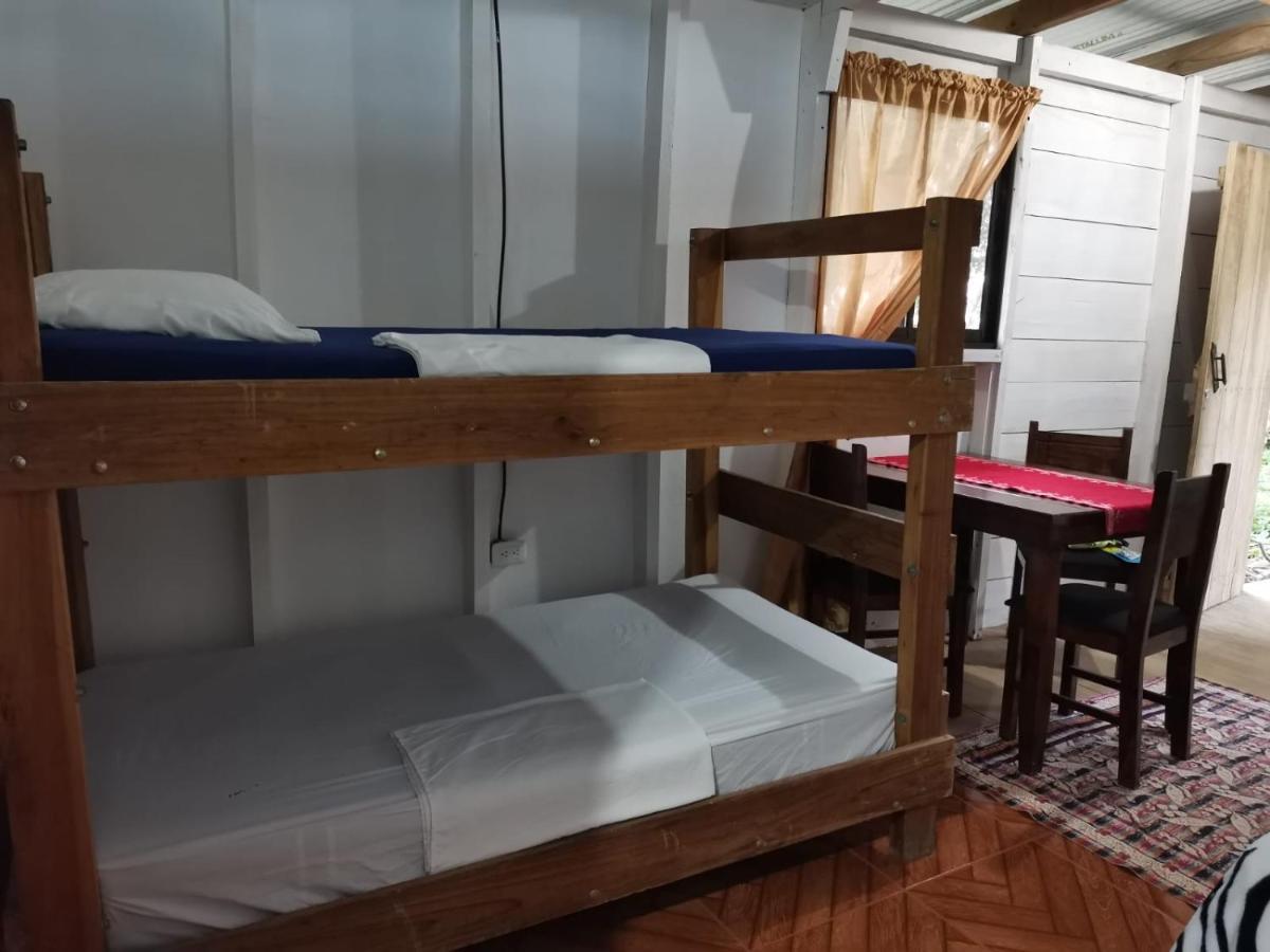 Hostal Cecilia Puerto Viejo de Talamanca Экстерьер фото