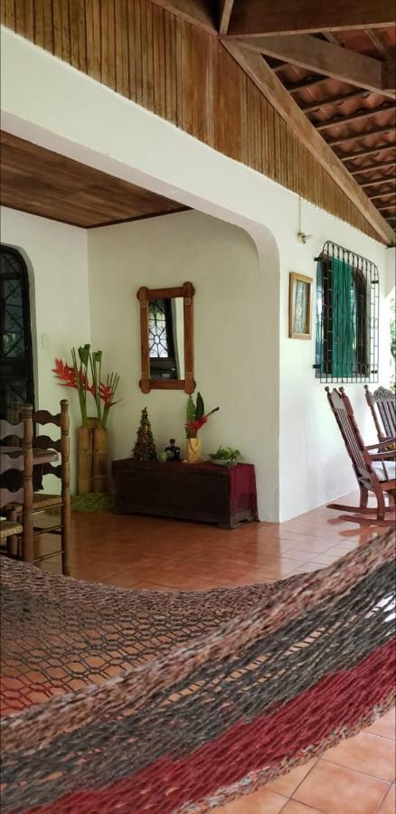 Hostal Cecilia Puerto Viejo de Talamanca Экстерьер фото