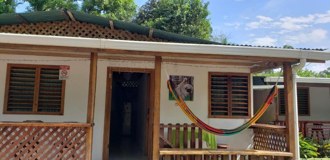 Hostal Cecilia Puerto Viejo de Talamanca Экстерьер фото